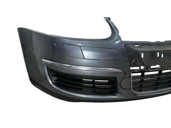 Přední nárazník šedá metalíza LD7X VW Golf 5 r.v. 2007 - 2