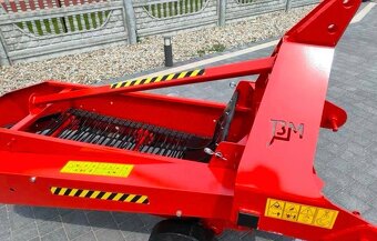 jednořádkový vyorávač brambor - 2