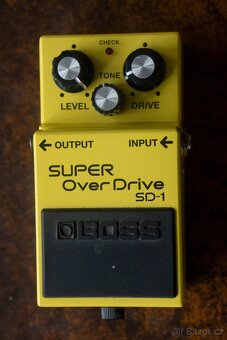 kytarové efekty - 2