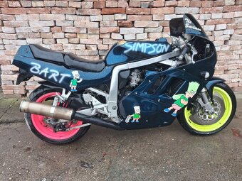 SUZUKI GSX-R 750 - 2