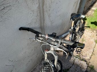 Horske kolo Author Versus 17” - 2