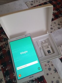 Asus Zenpad 8 - 2