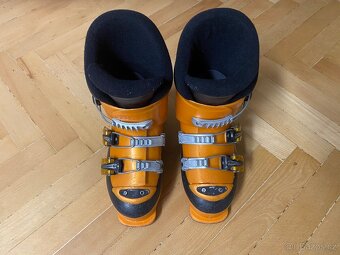 Přeskáče / Lyžařské boty 215mm - 2