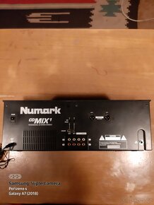Prodám mixážní pult pro DJ - Numark - 2