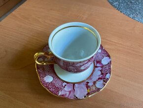 Porcelánový hrnek s podšálkem NEUC - 2