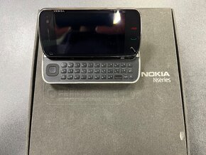 Nokia N97 CZ distribude, krabice - 2