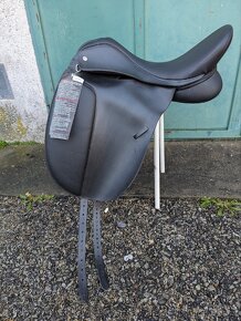 Prodám NOVÉ drezurní sedlo Thorowgood T4 17,5"/2 - 2