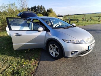 Honda Civic 1,4 - 2