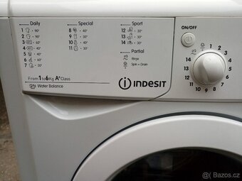 40cm úzká A+ pračka Indesit 1000ot DOPRAVA - 2