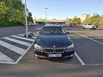 BMW F11 520 - 2