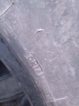 Prodám pneu 440/80 R28 - 2