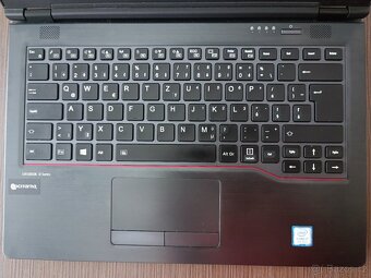 Fujitsu LifeBook U749 - Intel Core i7, 16GB RAM, 512GB SSD - 2