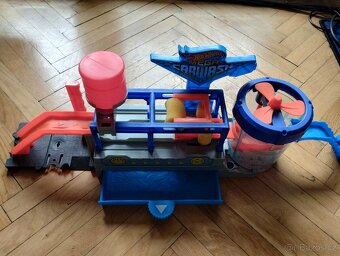 Hot Wheels City Mega automyčka - 2