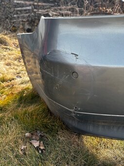 Zadní nárazník A34 BMW E90 poškozený - 2