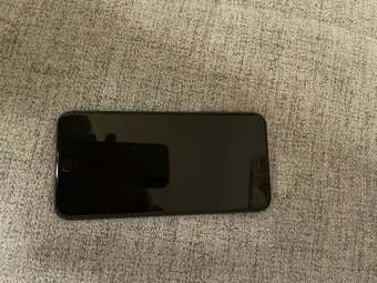 iPhone 8plus - 2