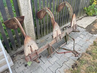 Prodám plečku na brambory, proorávač - 2