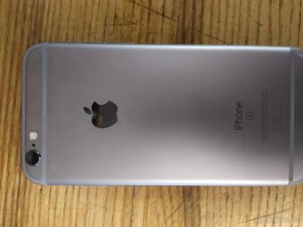 Prodám iPhone 6s a AirPods pro 2 generace - 2