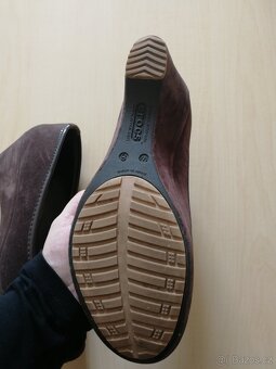 Boty na klínku Crocs W8 - 2