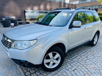 Subaru Forester 2.0i 4x4 MANUÁL VÝHŘEV SENZORY TAŽNÉ SERVISK - 2