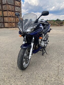 Yamaha FZ6 Fazer - 2