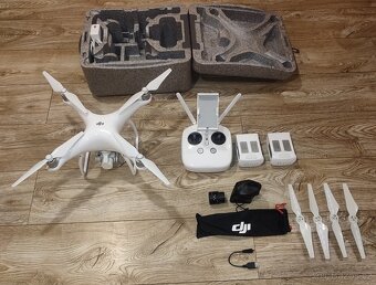 DJI Phantom 4 Bohatá výbava. - 2