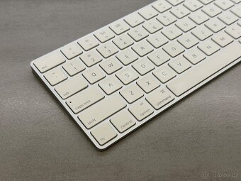 Apple Magic Keyboard (A1644), US rozložení - 2