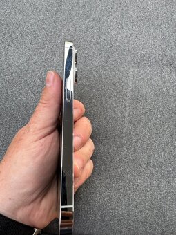 Apple iPhone 14 Pro 128 GB stříbrná - 2