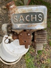 Prodám přívěsný lodní motor Sachs, r.v. kolem 1935 - 2