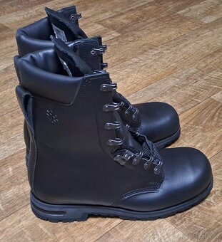 Prodám boty polní 2000 zimní PRABOS originál AČR + ponožky - 2