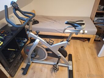 Cyklotrenažér spiningové kolo InSportLine Epsilon 3 - 2