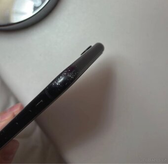 IPhone XR - 100% baterie - 2