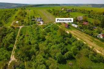 PRODEJ POZEMKU UHERSKÝ BROD, VINOHRADY - 2