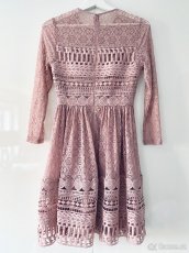 Nádherné krajkové šaty 36 - 2