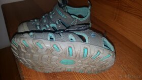 Sandále Loap vel.26 - 2