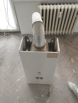 Prodám plynový ohřívač vody ( karma) - 2