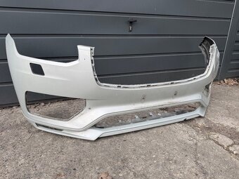 Volvo XC90 přední naraznik - 2