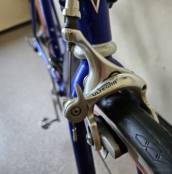 Silniční kolo FORT - 2