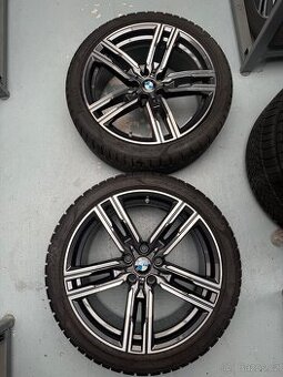 BMW 8 M sada kol 19´´ - 2