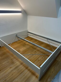 Manželská postel IKEA Brimnes - 2