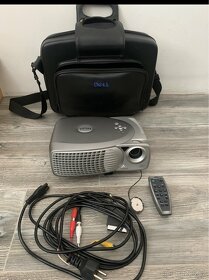 Projektor Dell 2100MP - 2