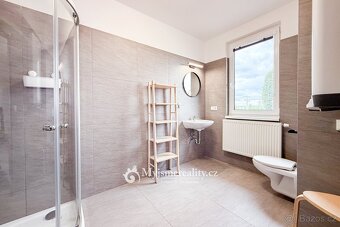 Pronájem bytu 2+1, 60 m2, balkon, parkovací stání - Znojmo, - 2