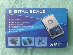 Digitální váha 1000g/0.1g
- 2