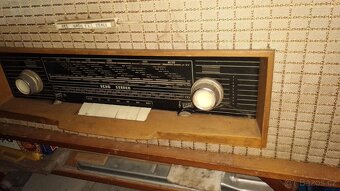 Rádio Tesla 1112 a Stereo - 2