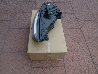 Audi A3 lift originál pravé LED světlo lampa 8V0941034C - 2