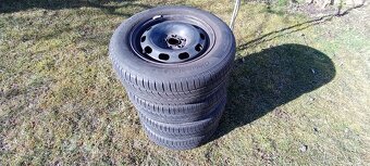 Prodám letní sadu pneu Pirelli Octavia 1 - 2