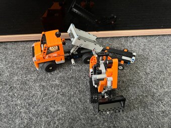Lego Technic 42060 silničáři - 2