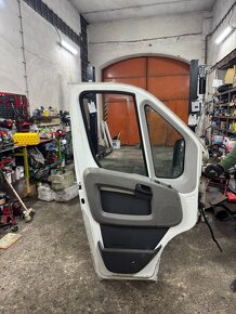 Levé přední dveře - Fiat Ducato - 2