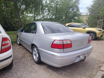 Opel Omega 2.5 - 2