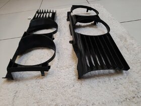 Mřížky světel BMW e32 - 2