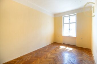 Prodej bytu Břeclav, 2+1, 4.NP, 64m2, balkon, sklep, bez ... - 2